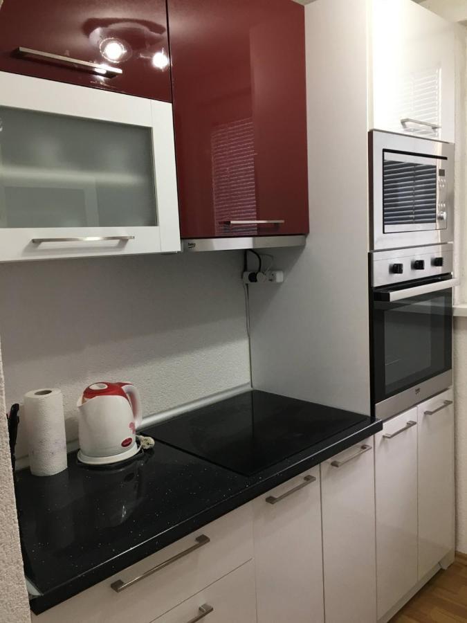 Luxury Apartment In The Heart Of Яйце Екстериор снимка