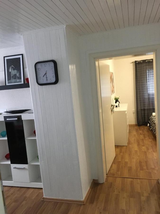 Luxury Apartment In The Heart Of Яйце Екстериор снимка